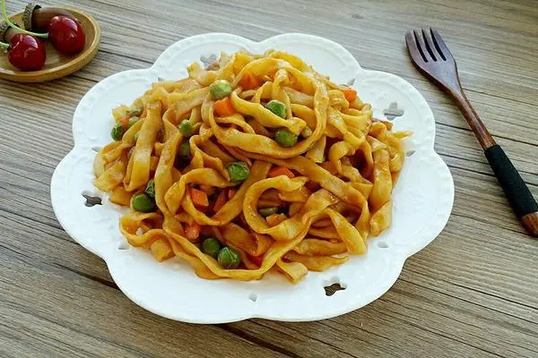 麦伴伴爆炒拌面