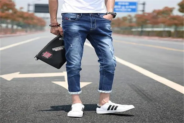 鹰傲牛仔裤产品 门店图片