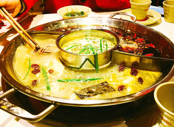 巴九门火锅