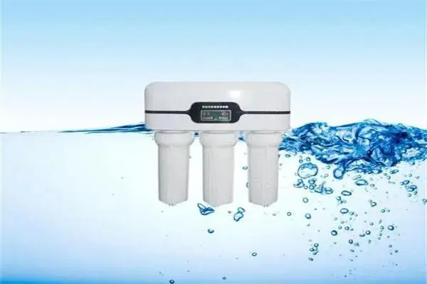 鹊康净水器