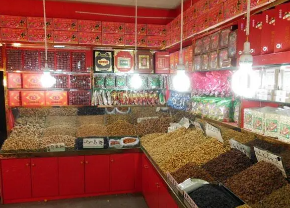 御果庄园干果店
