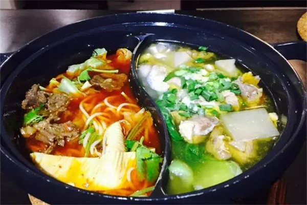 鸳鸯米线产品 门店图片