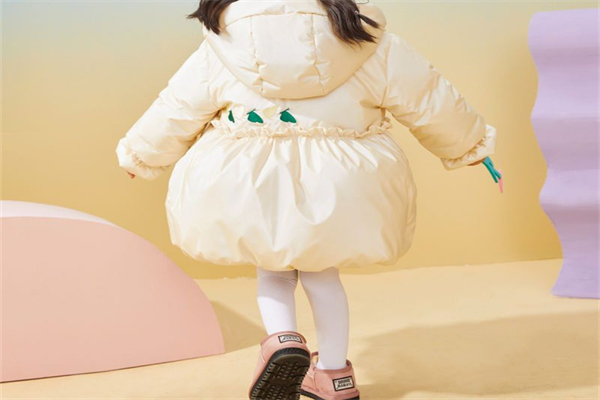 鸭宝宝羽绒服产品 门店图片