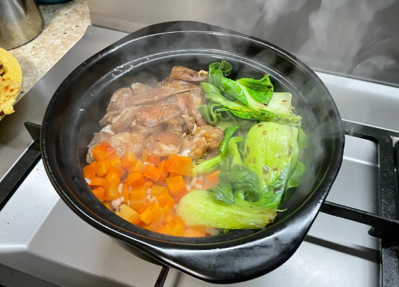 香力量煲仔饭