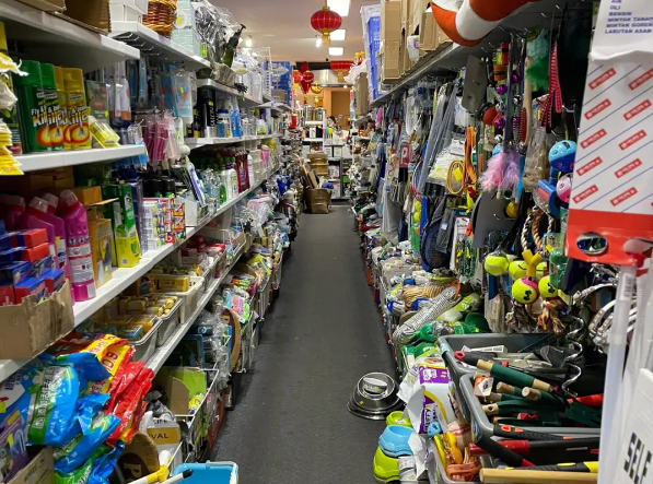 阳光两元店