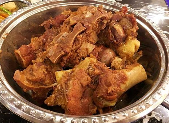 29块大骨头自助餐