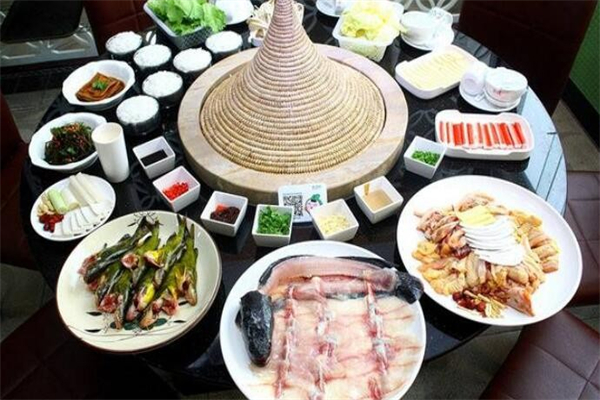 鱼万福藤椒蒸汽石锅鱼产品 门店图片