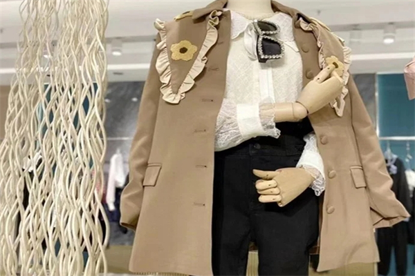 Ubaney 优贝妮女装产品 门店图片