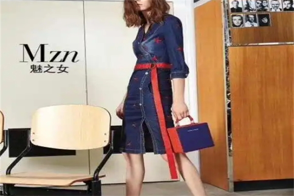 魅之女女装产品 门店图片