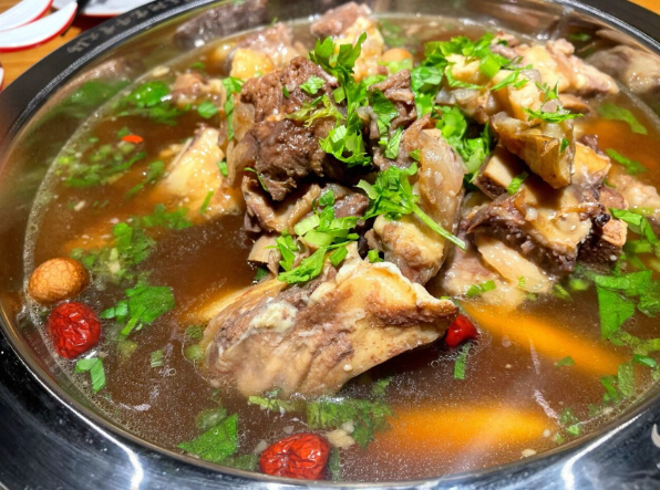 阿宝牛骨火锅