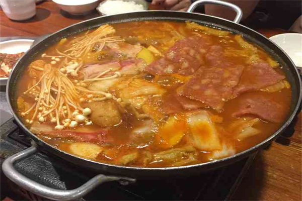 高丽乡村炭烤拌饭馆产品 门店图片