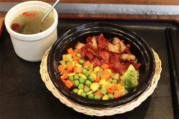 食为先煲仔饭产品 门店图片