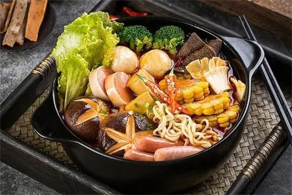 食为天麻辣烫产品 门店图片