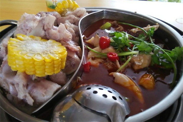 鱼咬羊火锅超市产品 门店图片