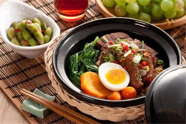 颜面煲仔饭产品 门店图片