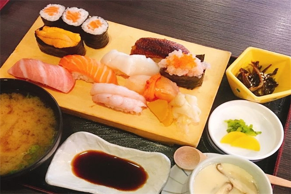 顺日本料理产品 门店图片