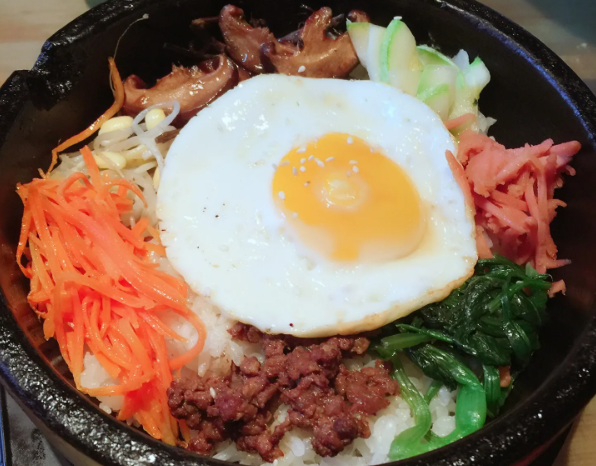 朴实石锅拌饭