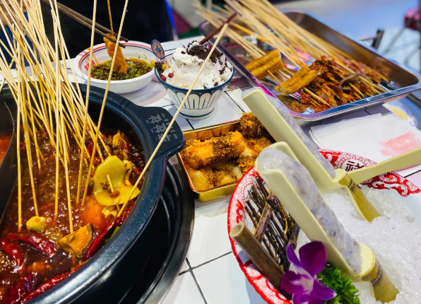 李扯扯辣卤串串