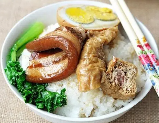 祥瑞聚鑫甏肉干饭