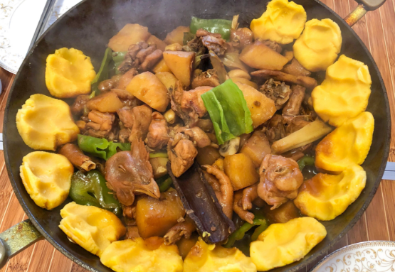 鲜鸡小地锅鸡