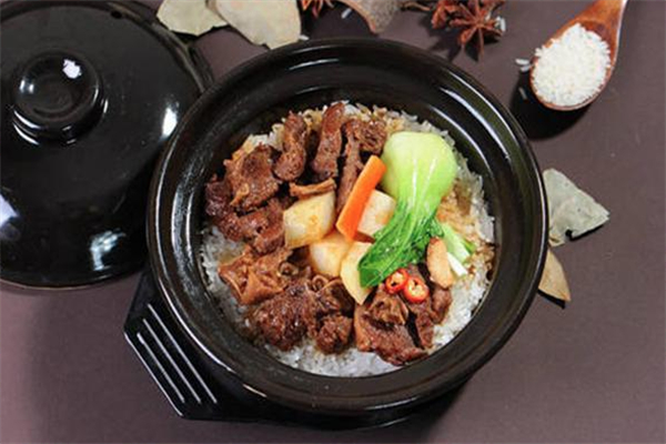 馋一口煲仔饭产品 门店图片