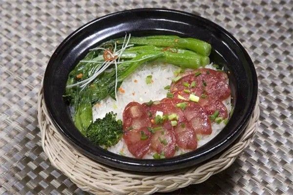 香塔塔煲仔饭产品 门店图片