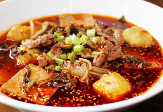 台台街牛肉火锅冒菜