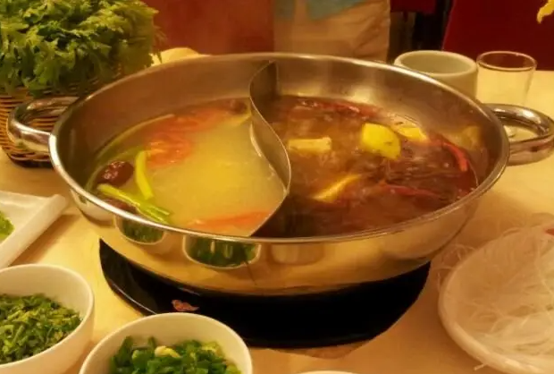 星期天火锅