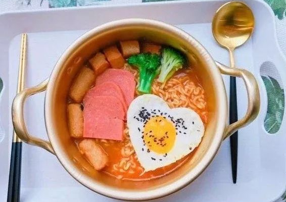 网红泡面小食堂