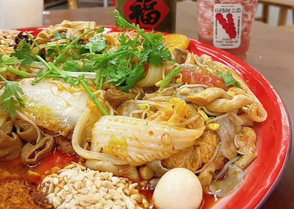 虎霸霸盘盘麻辣烫