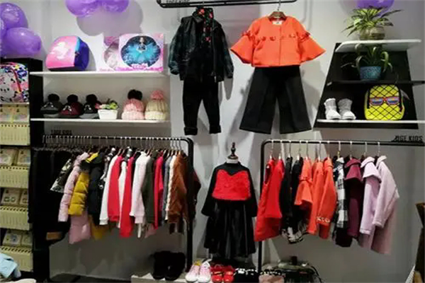 韩洋洋童装产品 门店图片