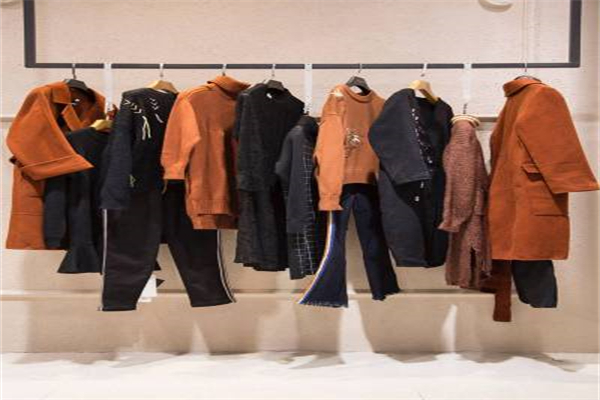 韩帛伊品女装产品 门店图片