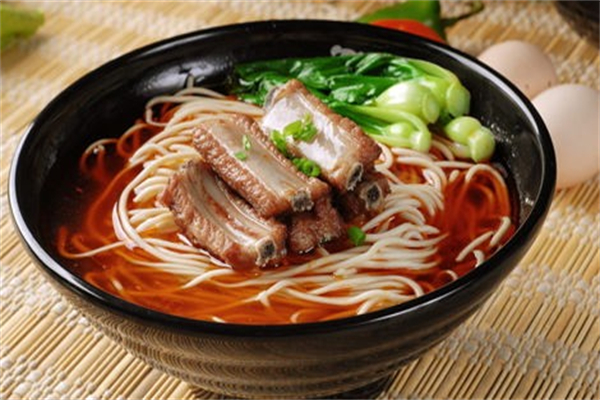 韩师傅酱骨手擀面产品 门店图片