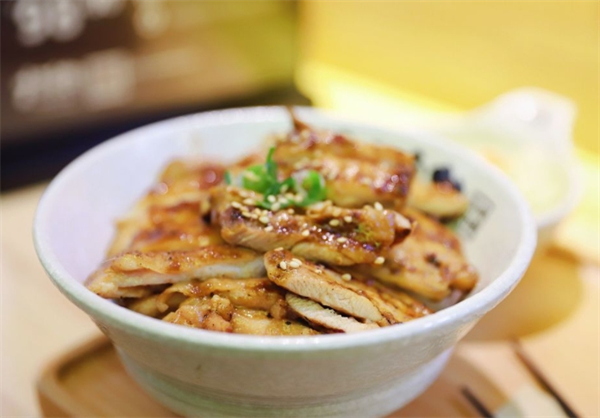 青山稻大碗烧肉饭产品 门店图片