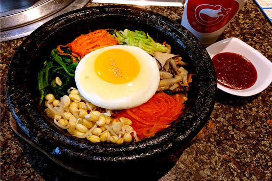 美石记石锅拌饭