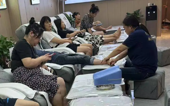 娜莎足疗