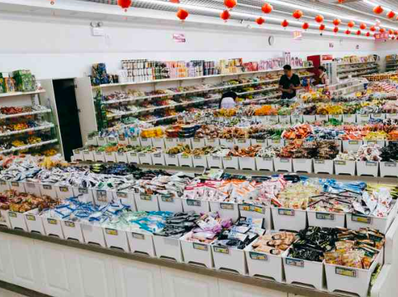 喜福多零食店