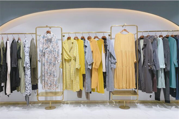 黛纹女装产品 门店图片