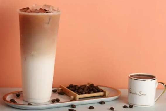 百美香奶茶店