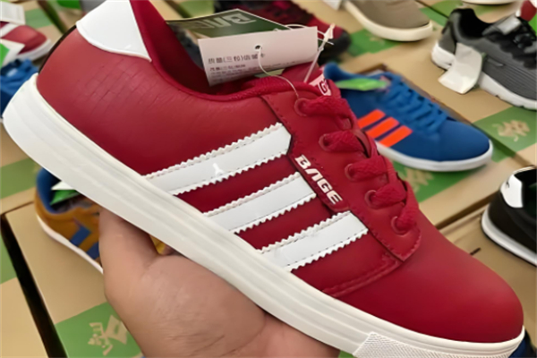 八哥鞋业产品 门店图片