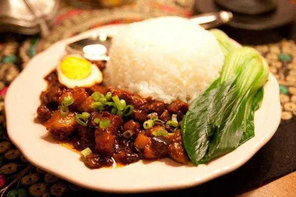 小南向卤汁拌饭