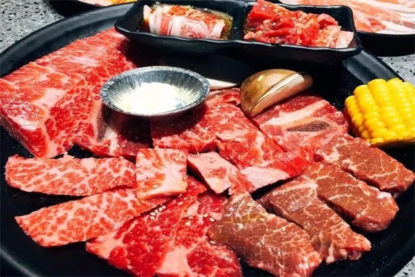 潮牛村9.9炭火烤肉产品 门店图片