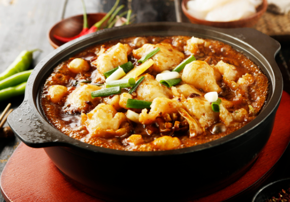 小鸡小鱼石锅煲