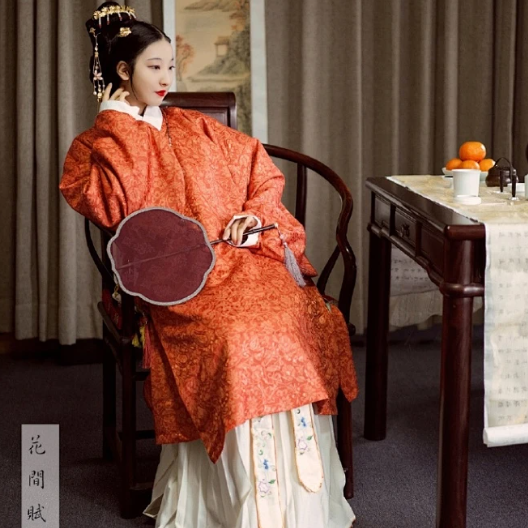 花间赋汉服