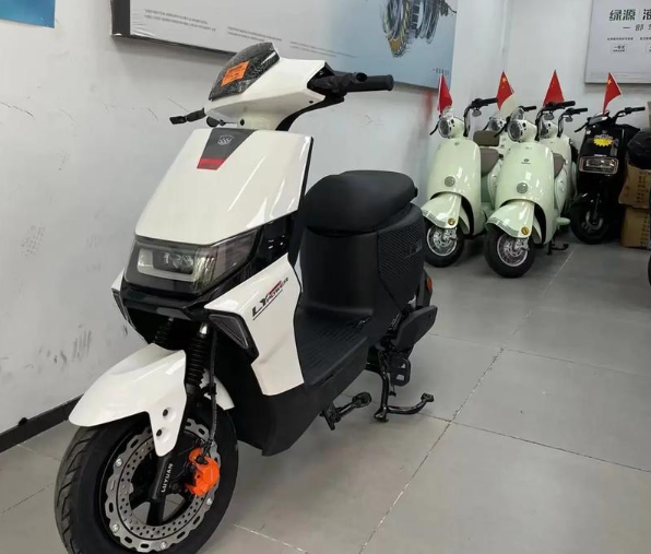 绿源电动车