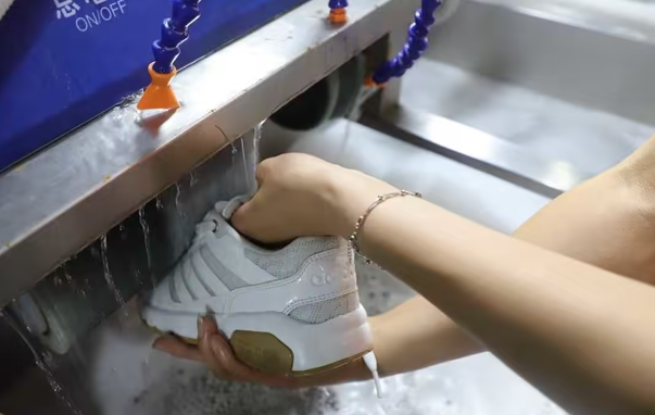 鞋匠洗鞋店