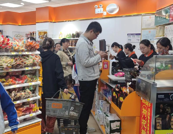 戴永红零食