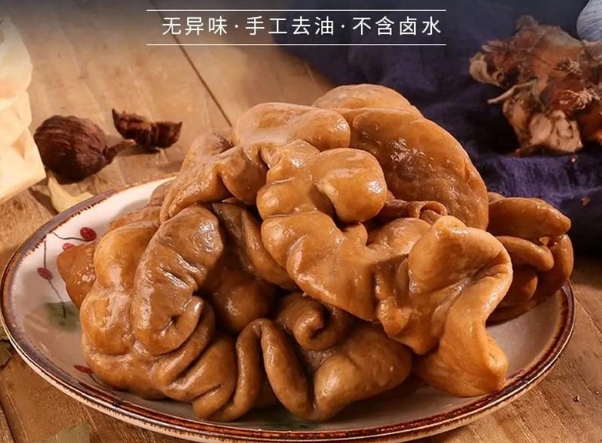 嗨心熊卤肥肠