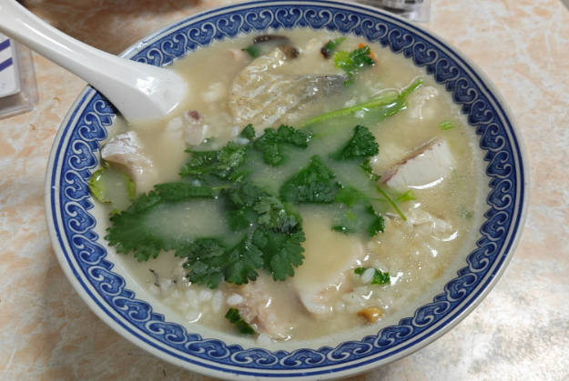 阿牛流沙鱼头粥
