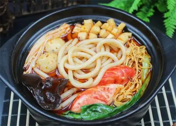 宫大嫂云南过桥米线